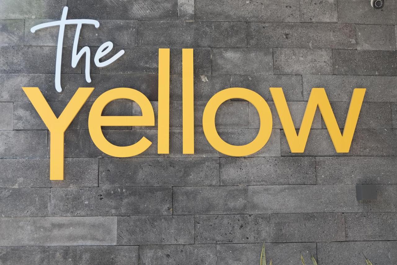 Yellow * Playa del Carmen